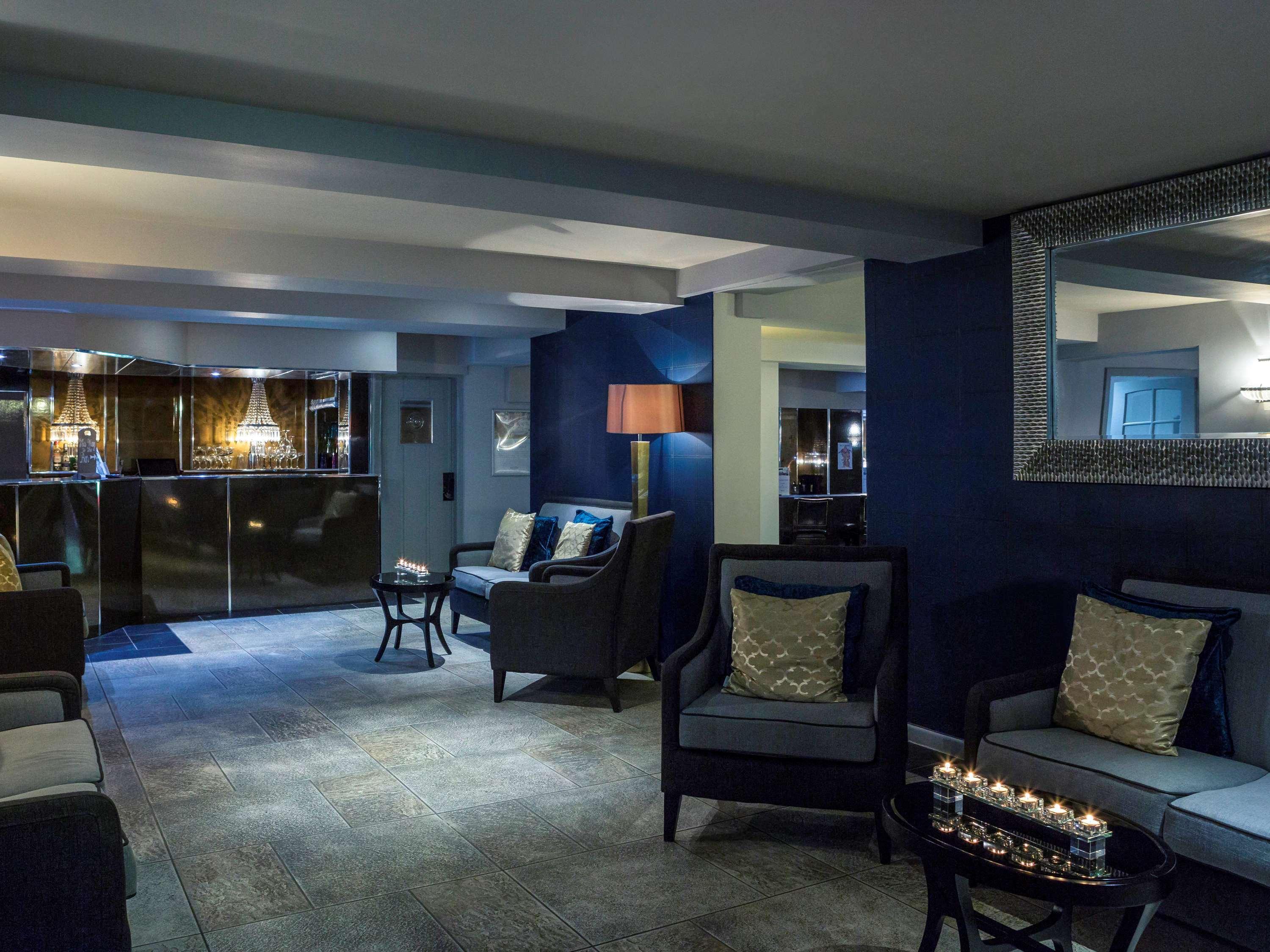 Barons Court Hotel 월솔 외부 사진