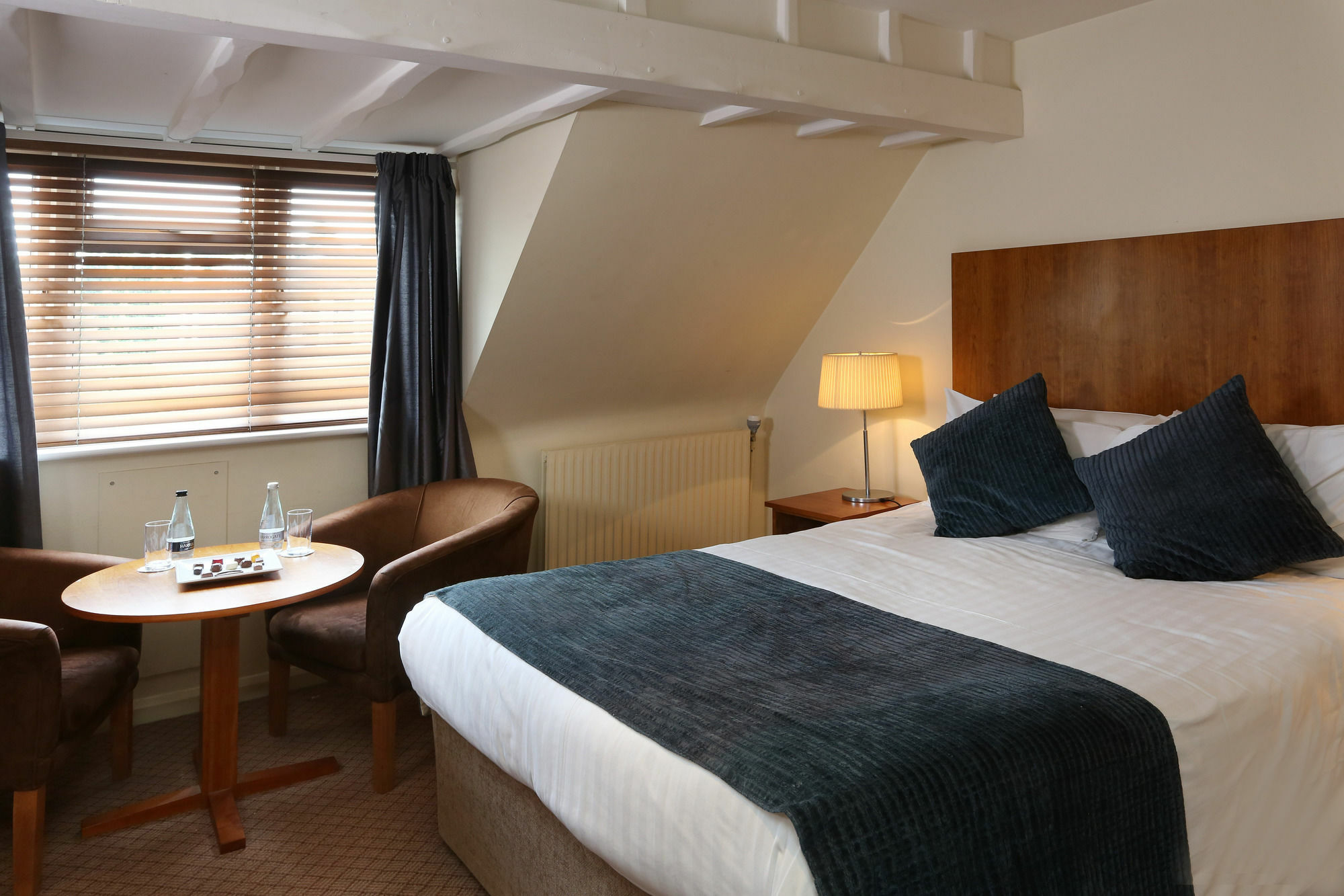 Barons Court Hotel 월솔 외부 사진
