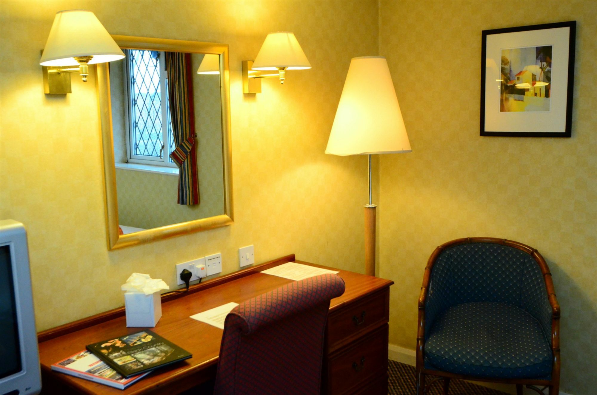 Barons Court Hotel 월솔 외부 사진